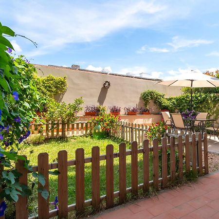 Апартаменты San Marco Bed&Garden Ливорно Экстерьер фото